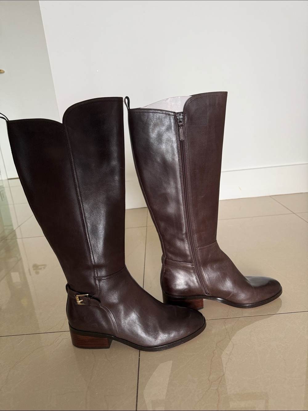 Leather Boots in Dark Brown